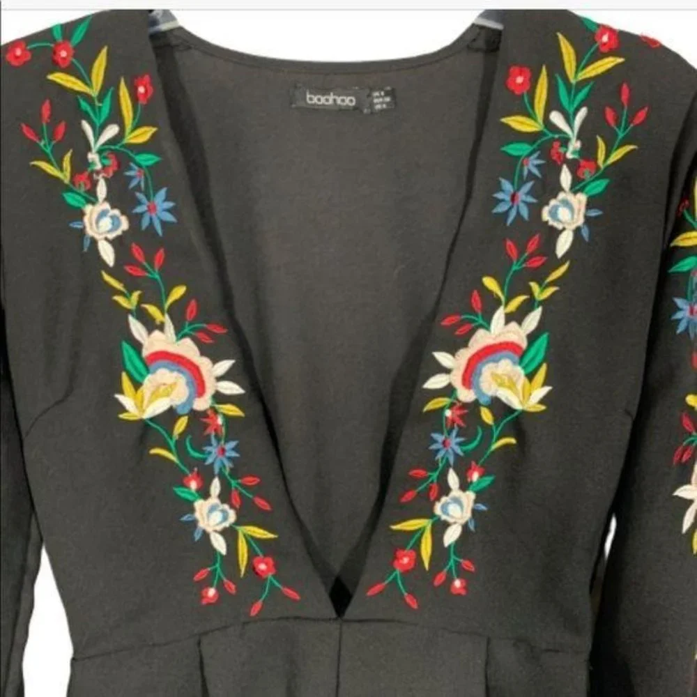 BOOHOO Floral Embroidered Long Sleeve Romper Black Size 4 - Picture 2 of 6